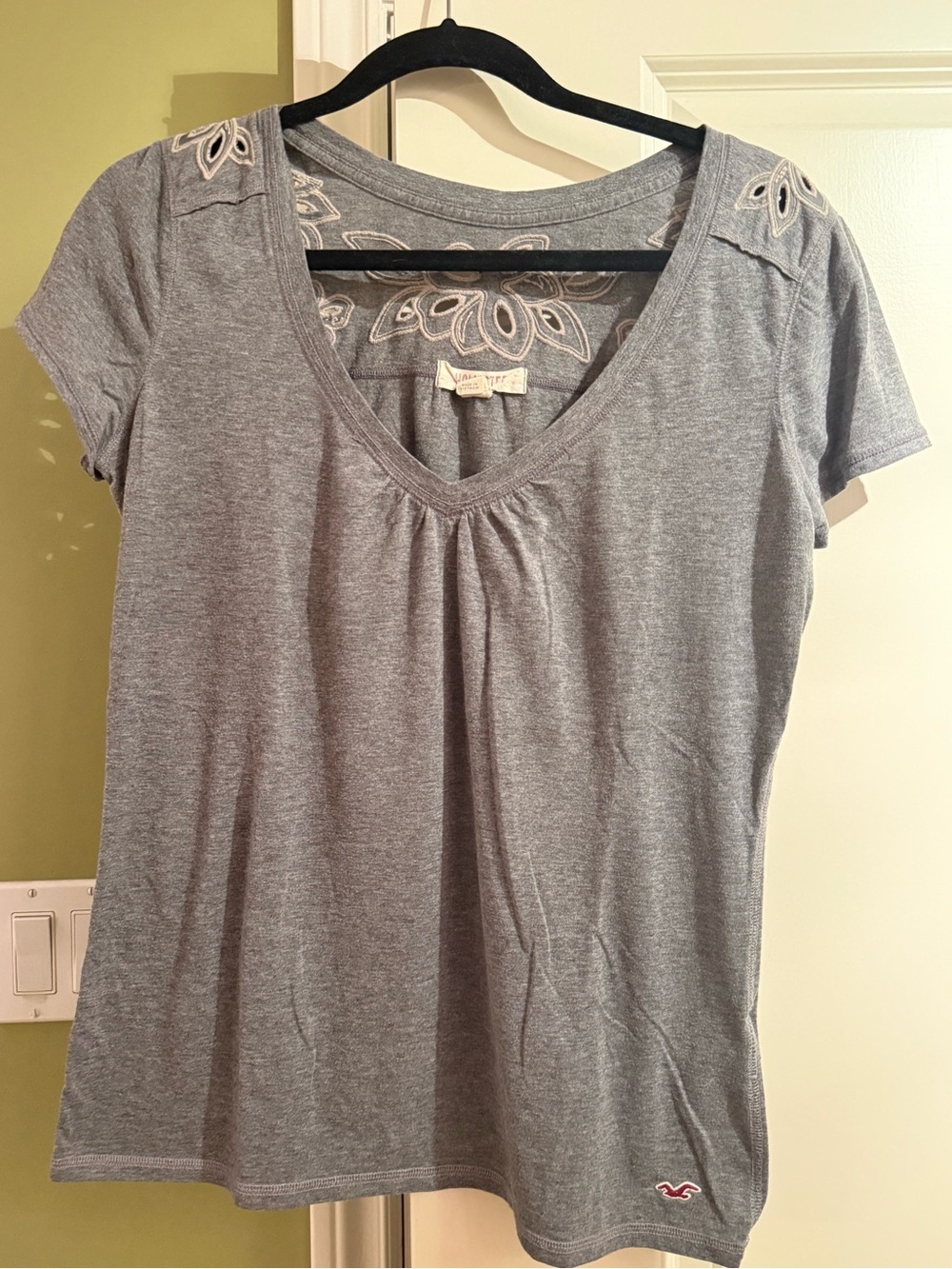 Hollister Grey Floral Embroidered V-Neck Top M
